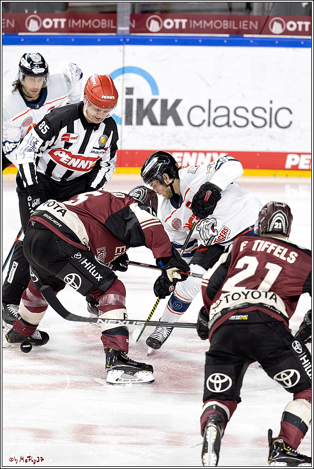 PENNY DEL;  Koelner Haie - Nuernberger Ice Tigers; Koeln, 25.03.2021